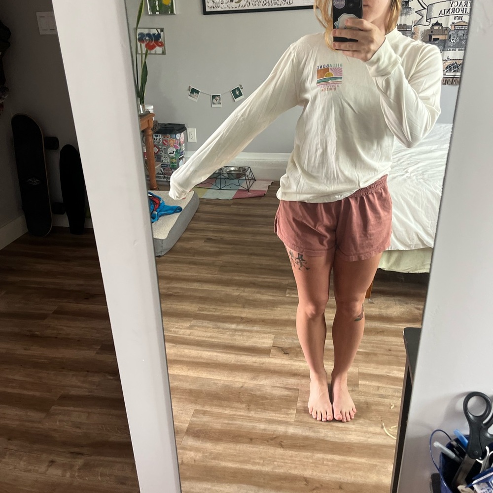 White Long Sleeve Billabong Adventure tshirt
